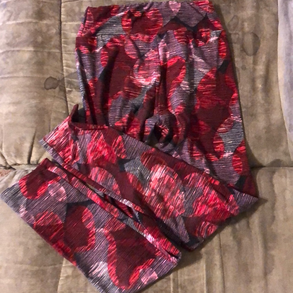 Tween Heart leggings